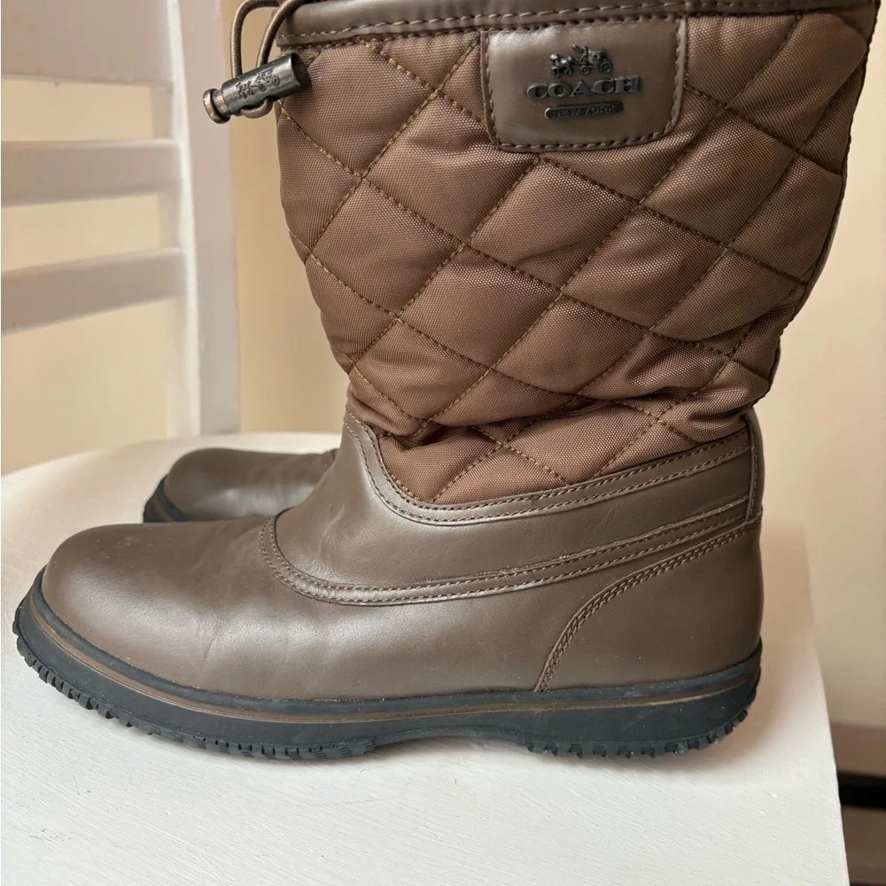 Coach Winter Boots | Quilted Weatherproof | Leather | Gorpcore Women’s Size 8
